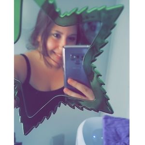 Meet your Posher, Alaina